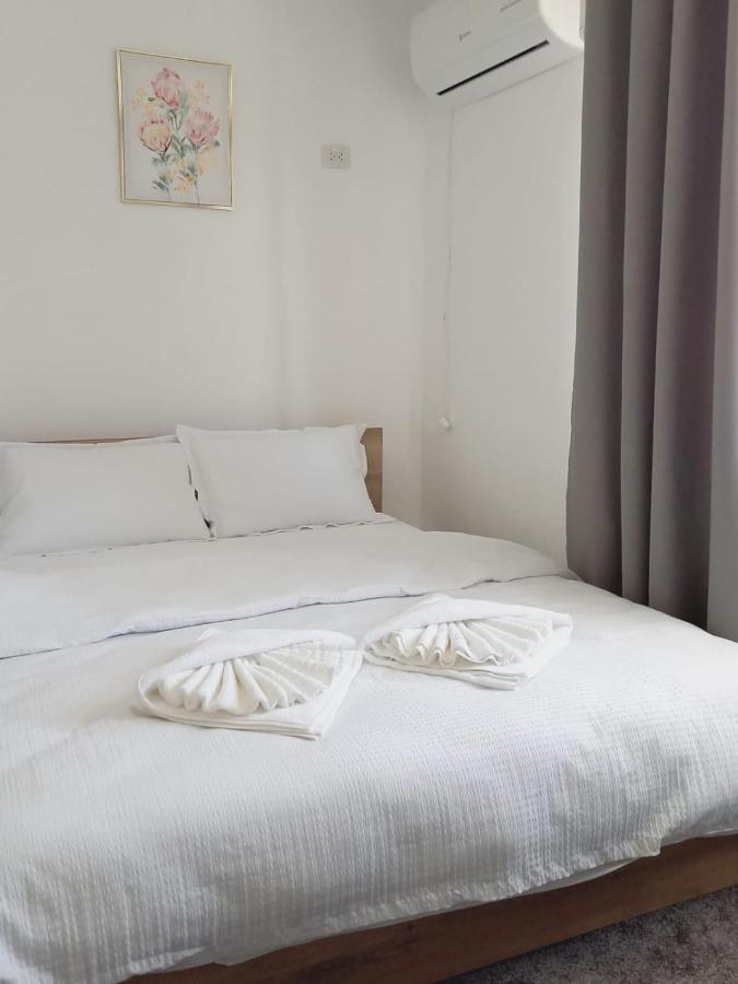 Casa Alexia Apartment Pescari ภายนอก รูปภาพ