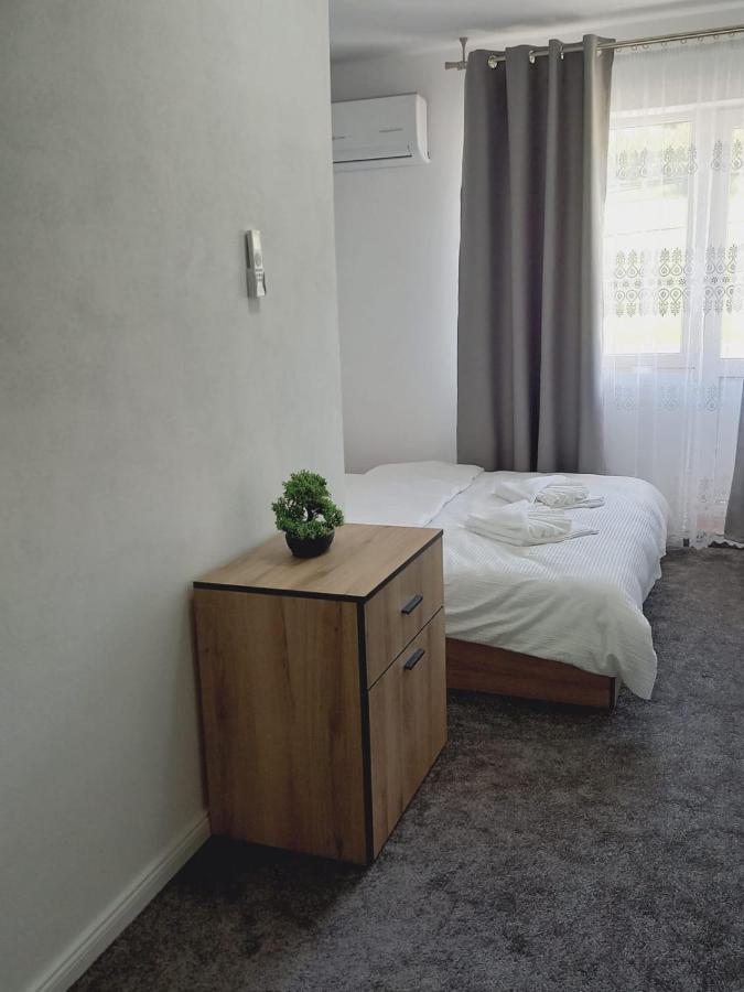 Casa Alexia Apartment Pescari ภายนอก รูปภาพ